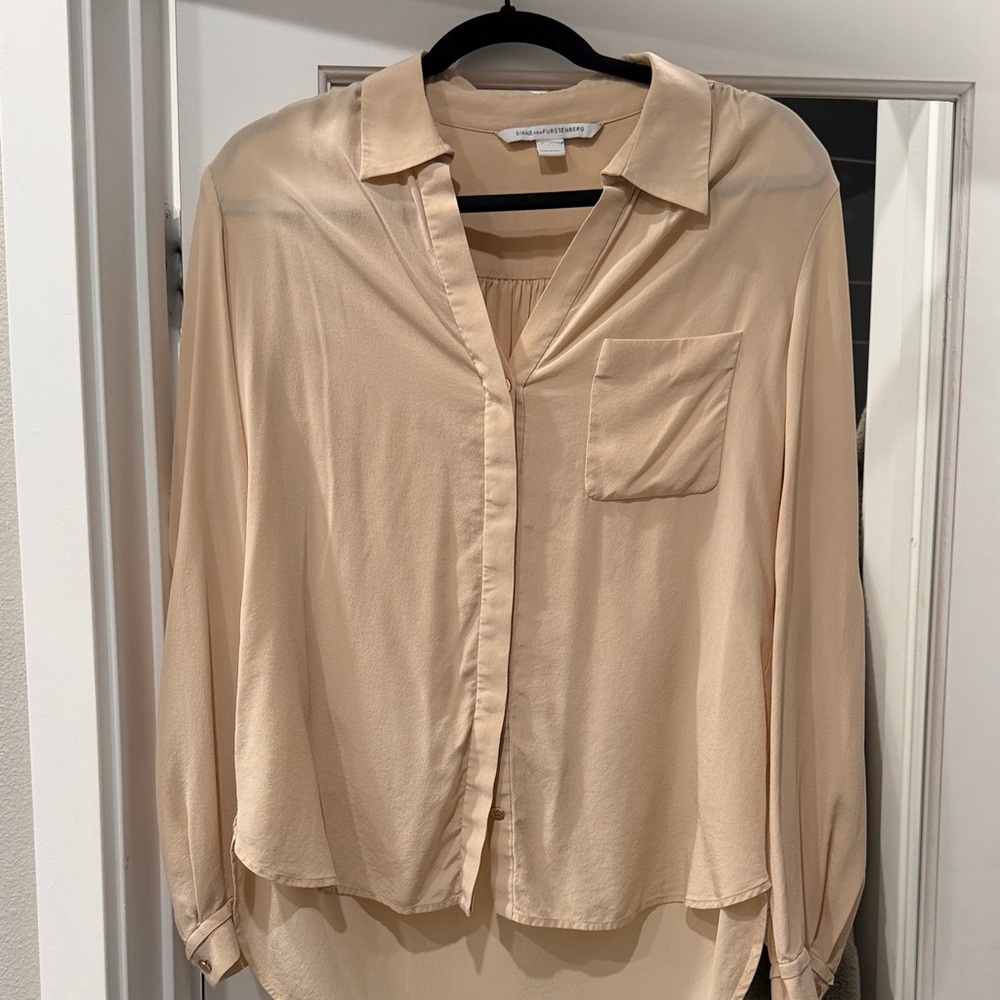 Diane Von Furstenberg Beige Silk Blouse